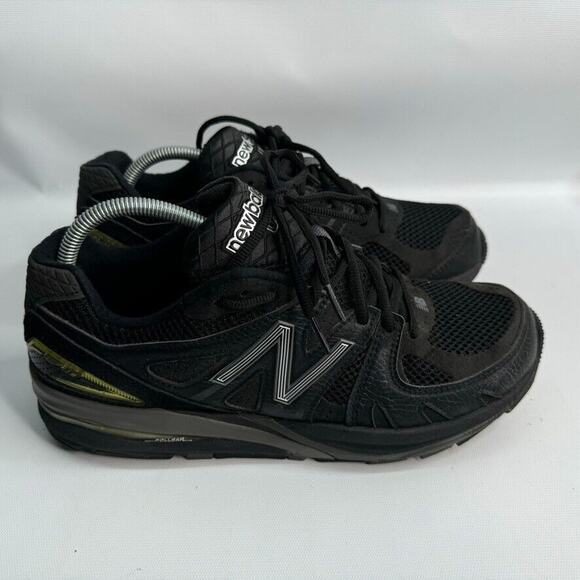 New Balance Women’s 1540 Heritage Collection Black Size 9.5‎ D NO INSOLES - Picture 1 of 11